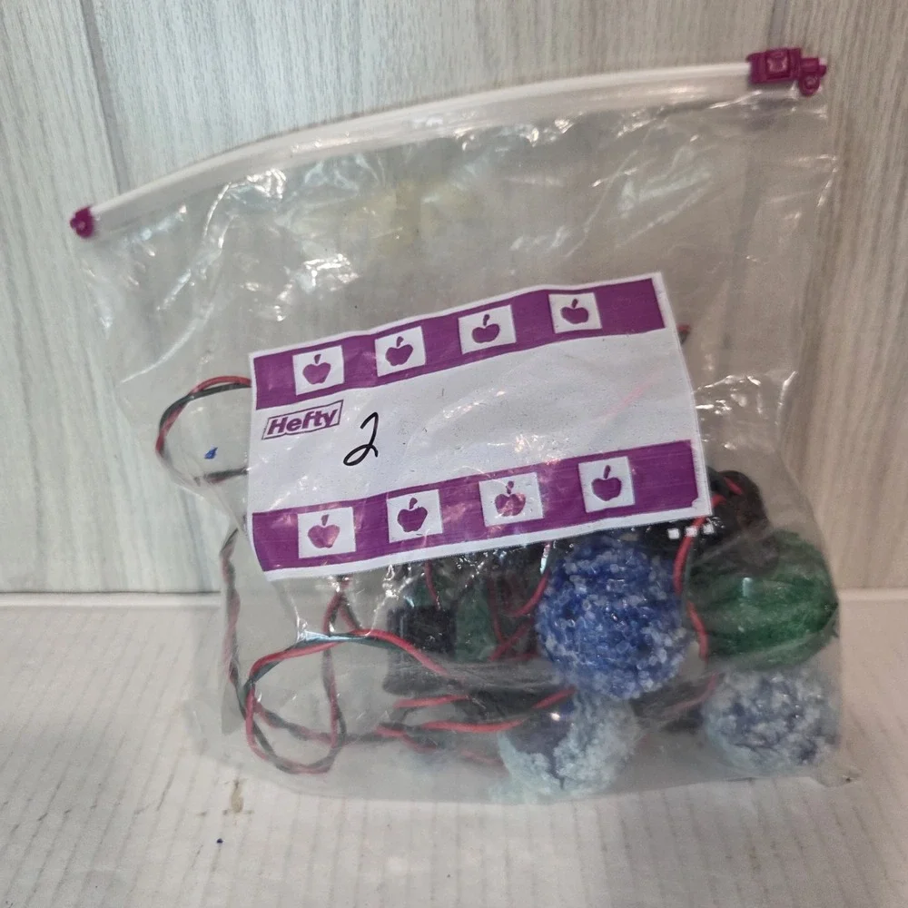 Vintage Charm Sparkle ICE Christmas 7 LIGHTED ICE String Bulbs SNOWBALL WORKS